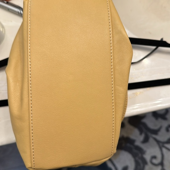 HOBO Adalyn Crossbody - Picture 11 of 13